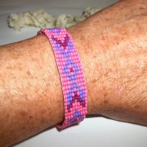 Bracelet Southwestern Style Pink Purple and Wine Gold Fashion Jewelry Gift A744